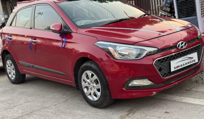 
								HYUNDAI I20 SPORTZ full									