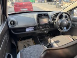 
										Renault KWID RXT full									