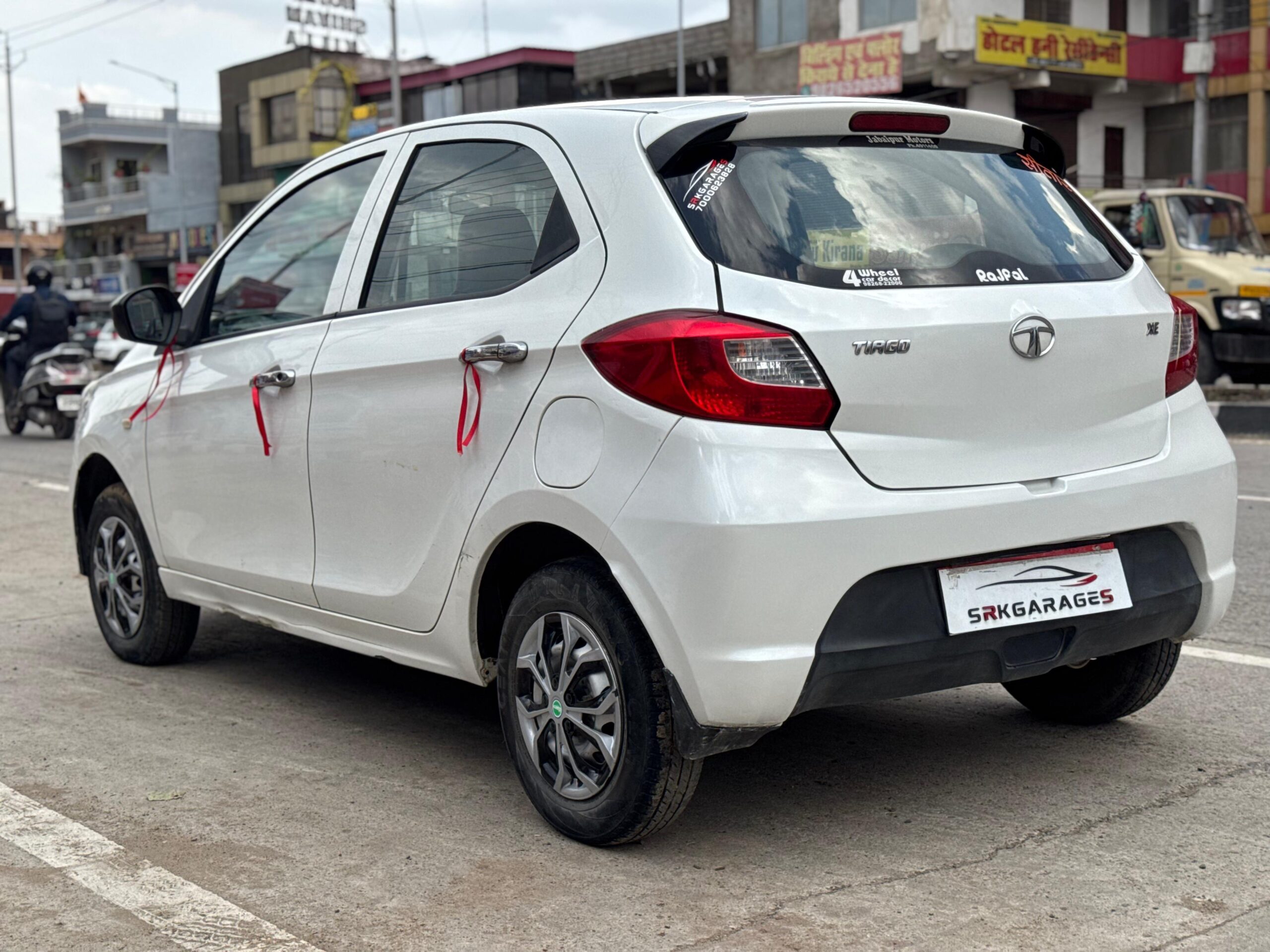 TATA TIAGO XE 2017