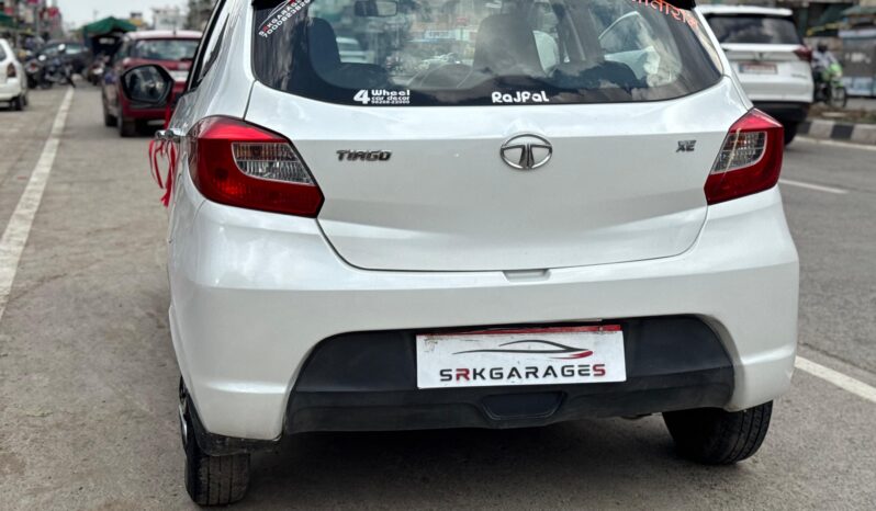 
								TATA TIAGO XE 2017 full									