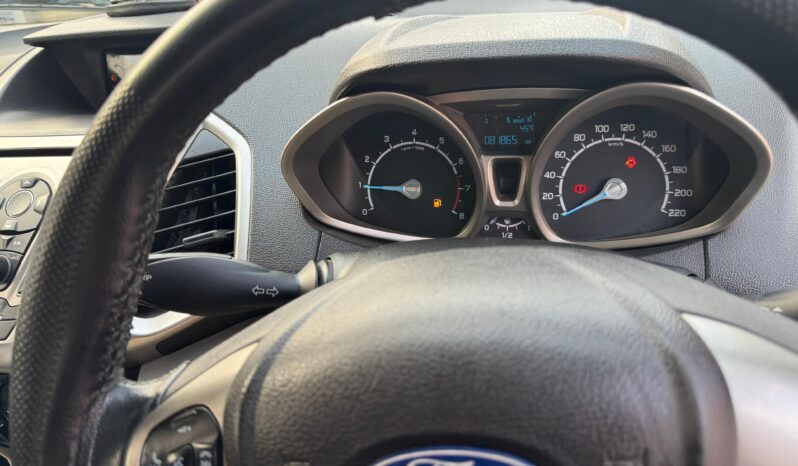 
								FORD ECO SPORT TITANIUM full									