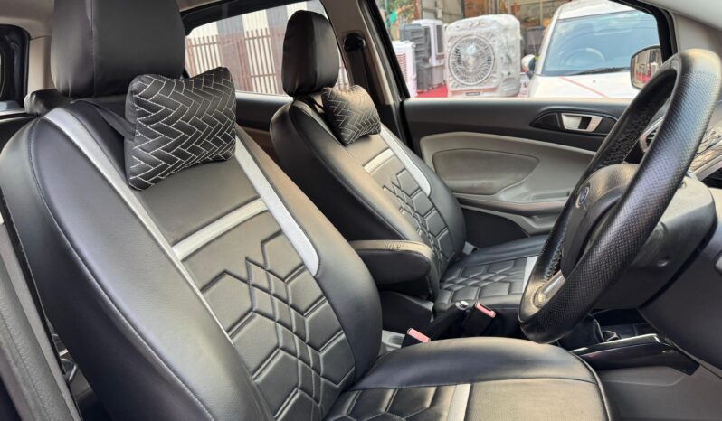 
								FORD ECO SPORT TITANIUM full									