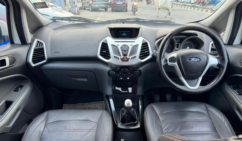 
								FORD ECO SPORT TITANIUM full									