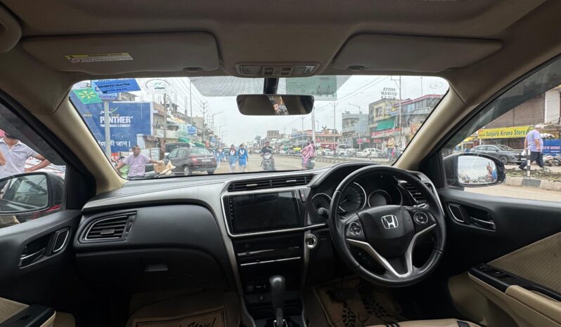 
								HONDA CITY VX SPORT CVT full									