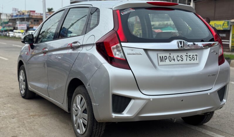 
								HONDA JAZZ VX S 2017 full									