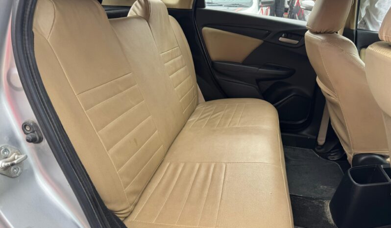 
								HONDA JAZZ VX S 2017 full									