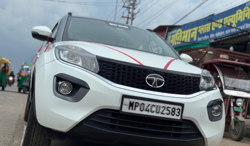 
								TATA NEXON XZ(o) 2018 full									
