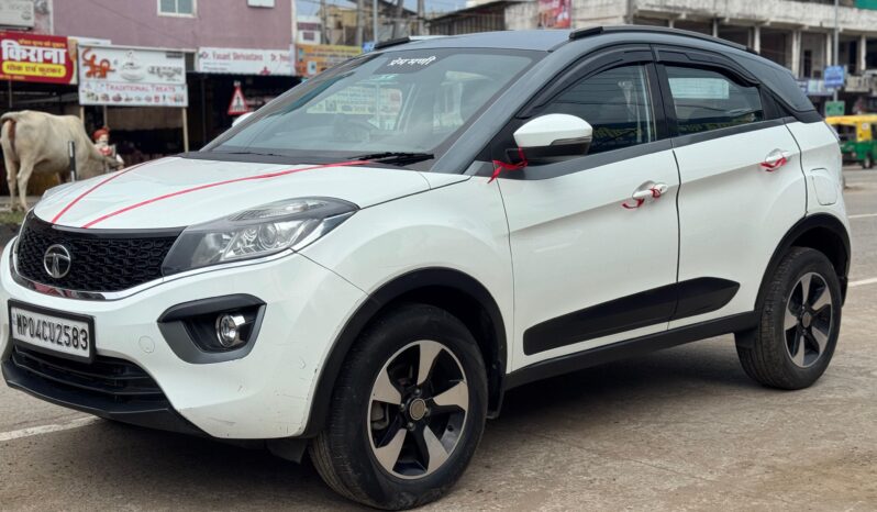 
								TATA NEXON XZ(o) 2018 full									